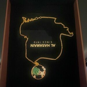 Necklace 
Sea shell theme